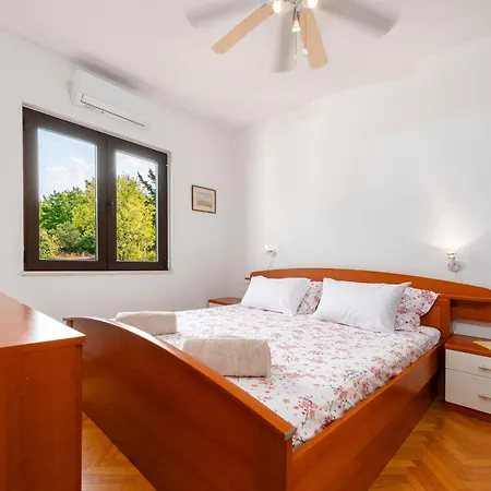 Maria's Sunshine Place Apartman *