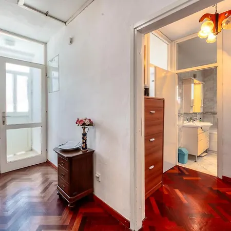 Maria's Sunshine Place Apartment *