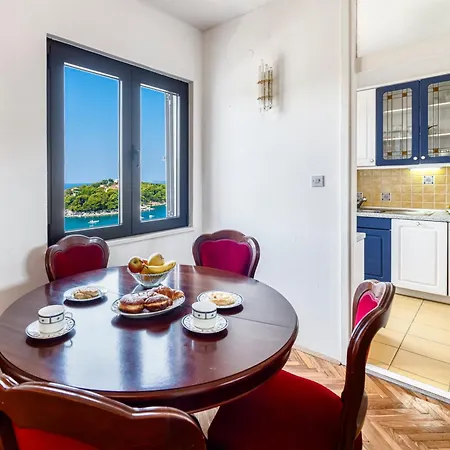 Maria's Sunshine Place