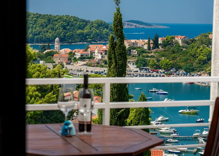 Daire Maria's Sunshine Place