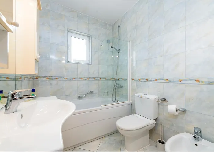 Daire Maria's Sunshine Place *