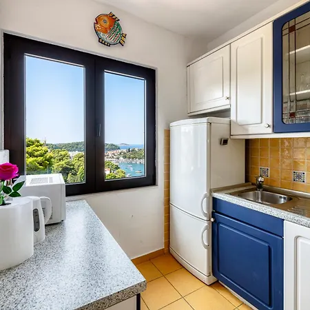 Maria's Sunshine Place